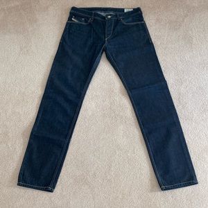 Diesel Black Gold men’s straight leg jeans. Like new!